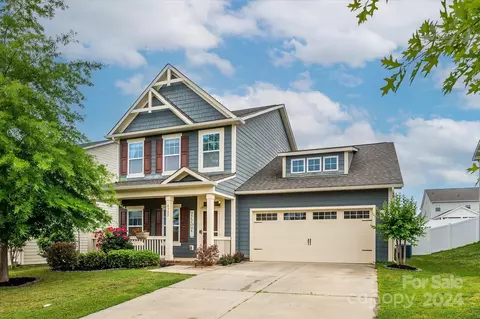4300 Huntley Glen Dr, Pineville, NC 28134