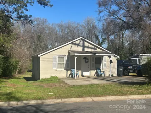 135 Skyland Ave, Charlotte, NC 28205