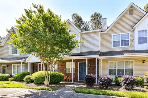 3252 Summercroft 22 Ln #22, Charlotte, NC 28269