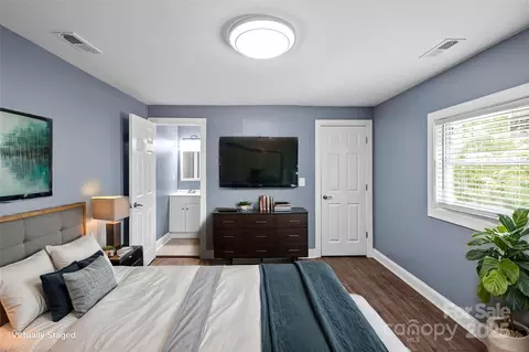 Bedroom - 37 Knox St, Salisbury, NC 28144 photo 2 of 10
