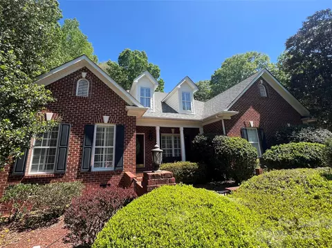 4048 Weddington Manor Ct, Matthews, NC 28104