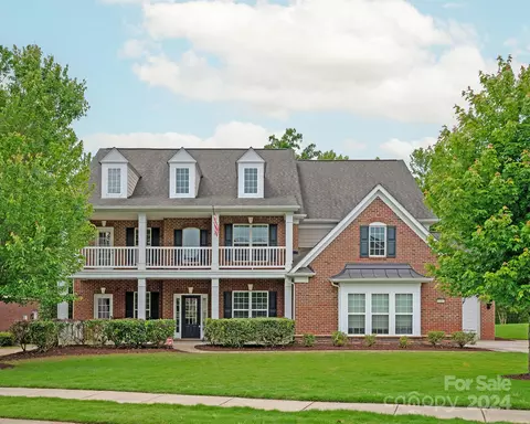 10402 Waxhaw Manor Dr, Waxhaw, NC 28173