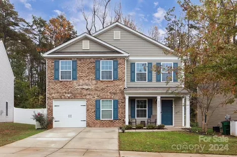 6822 Broad Valley Ct, Charlotte, NC 28216