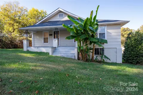 109 Benfield St, Lincolnton, NC 28092