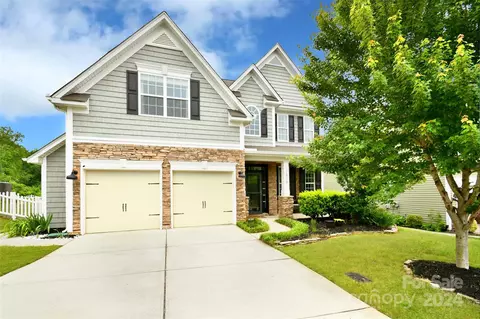 3426 Streamside Dr, Davidson, NC 28036