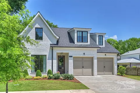 4014 Jaeger Ln, Charlotte, NC 28211