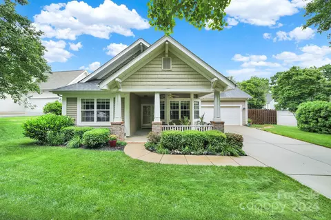 14941 Carrington Ridge Dr, Huntersville, NC 28078