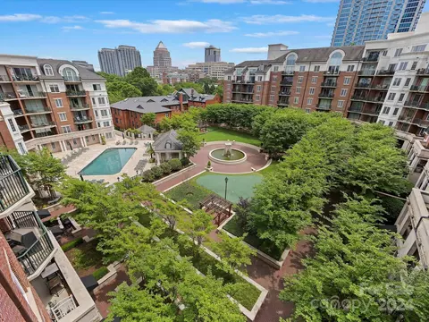 300 W 5th 634 St #634, Charlotte, NC 28202