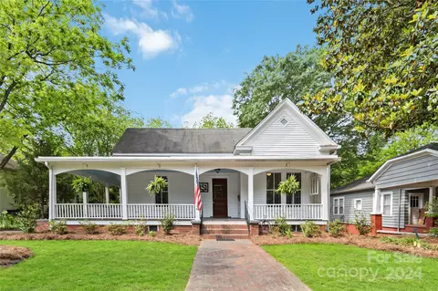 151 NW Spring St, Concord, NC 28025