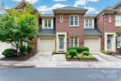 3439 W Slope Ln, Charlotte, NC 28209