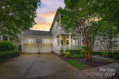 8815 First Bloom Rd, Charlotte, NC 28277