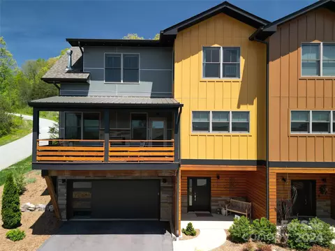 302 Ava Ln, Asheville, NC 28804