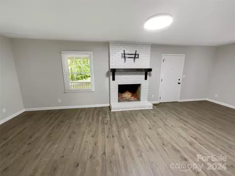Living - 2 Hillside Dr, Stanley, NC 28164 photo 2 of 4