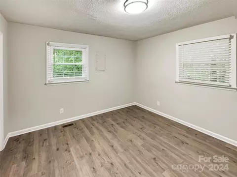 Bedroom - 2 Hillside Dr, Stanley, NC 28164 photo 2 of 5