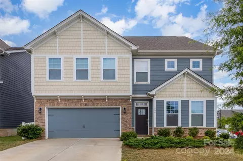 1504 Cambria Ct, Lake Wylie, SC 29710