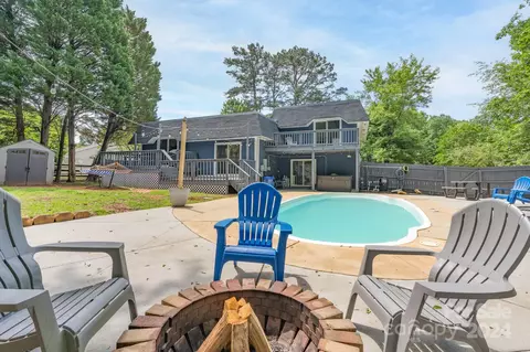 4093 Marquesas Ave, Tega Cay, SC 29708