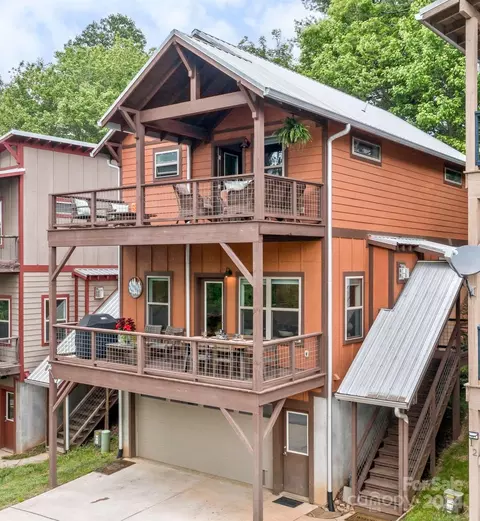10 Upstream Way, Asheville, NC 28806
