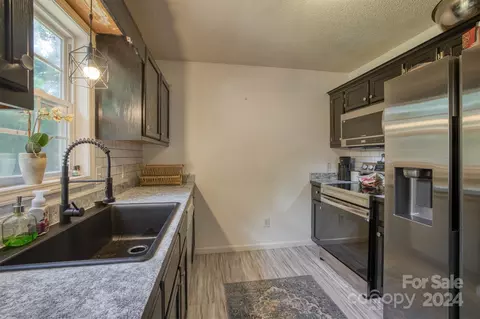 Kitchen - 5260 Eider Ln, Granite Falls, NC 28630 photo 1 of 1