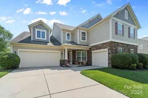 15009 Brannock Hills Dr, Charlotte, NC 28278