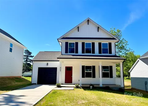 805 W Georgia Ave, Bessemer City, NC 28016