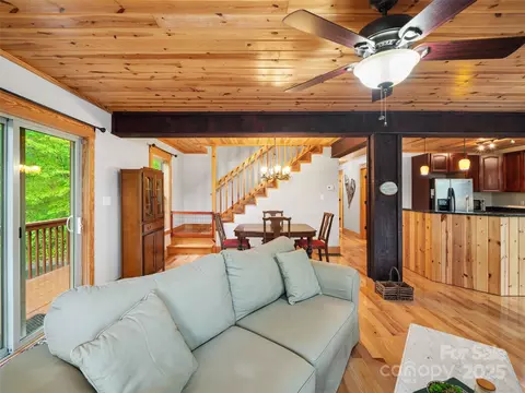 Living - 412 Blueberry Dr, Burnsville, NC 28714 photo 4 of 4