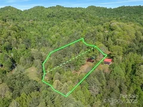 View/Area - 412 Blueberry Dr, Burnsville, NC 28714 photo 1 of 1