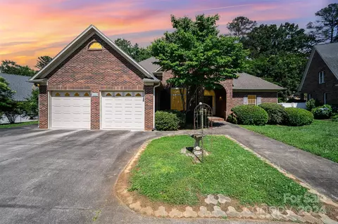 2014 Schofield Pl, Salisbury, NC 28144