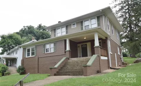 144 Oakland Cir, Canton, NC 28716