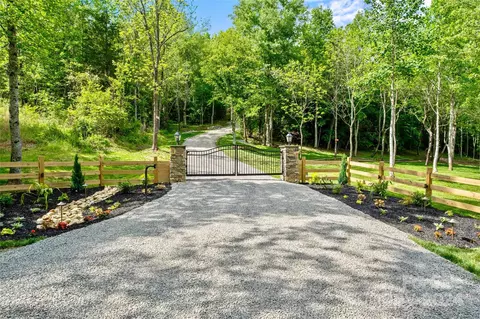 246 Rupard Rd, Statesville, NC 28625