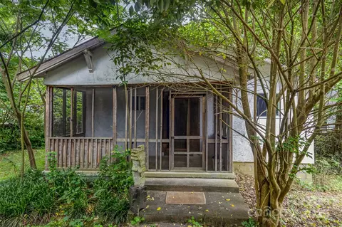 3901 Amerigo St, Charlotte, NC 28208