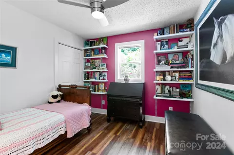 Bedroom - 313 E Howard St, Tryon, NC 28782 photo 2 of 5