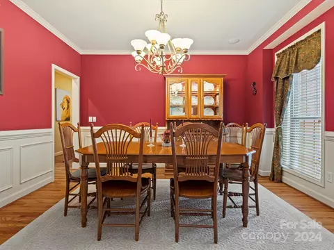 Dining - 245 Hawthorne Ln, Cheraw, SC 29520 photo 2 of 3