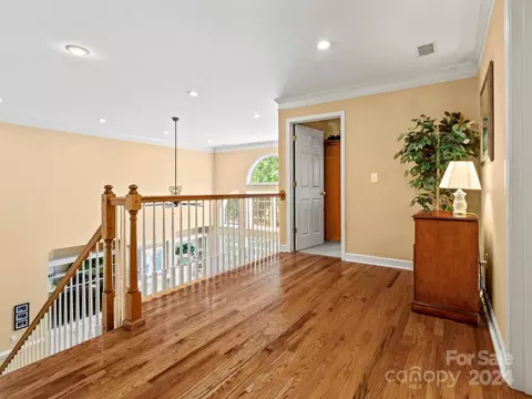 Entry Way - 245 Hawthorne Ln, Cheraw, SC 29520 photo 6 of 6