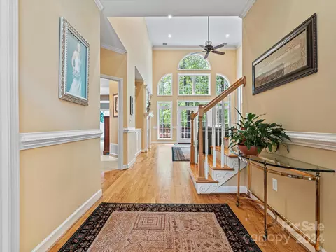 Entry Way - 245 Hawthorne Ln, Cheraw, SC 29520 photo 1 of 6