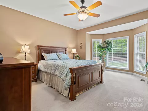 Bedroom - 245 Hawthorne Ln, Cheraw, SC 29520 photo 3 of 8