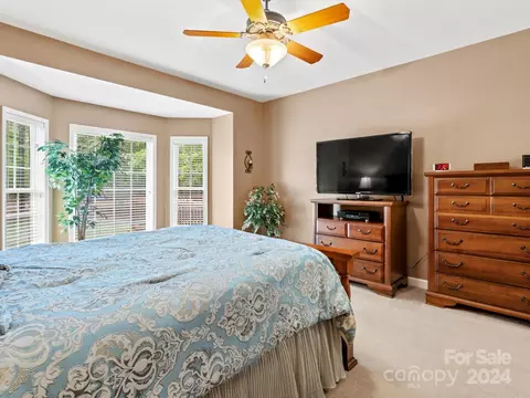 Bedroom - 245 Hawthorne Ln, Cheraw, SC 29520 photo 4 of 8
