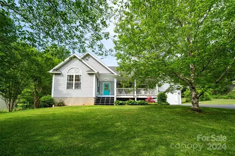 33 Poplar Creek Dr, Asheville, NC 28805