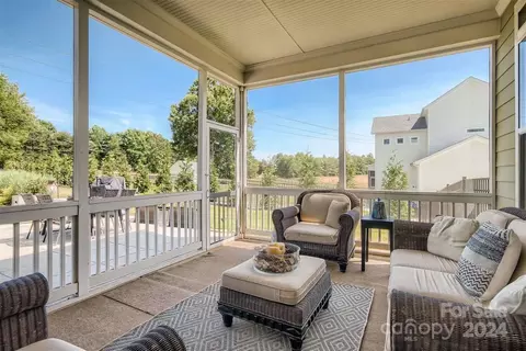 Exterior - 146 Riverstone Dr, Davidson, NC 28036 photo 4 of 4