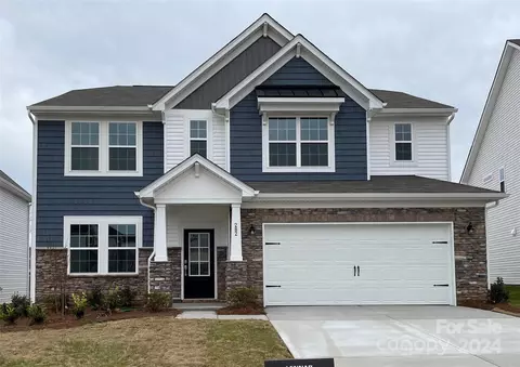 282 Kennerly Center Dr, Mooresville, NC 28115
