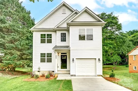 233 Eden Cir, Pineville, NC 28134
