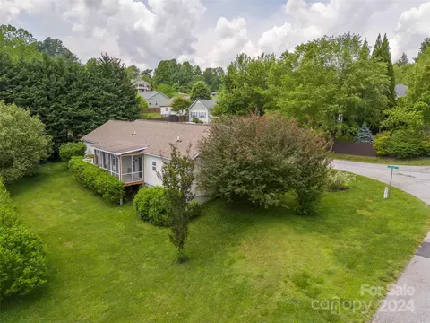 View/Area - 68 Cedarview Ln, Saluda, NC 28773 photo 2 of 4