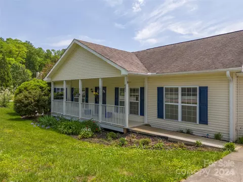 Exterior - 68 Cedarview Ln, Saluda, NC 28773 photo 4 of 12