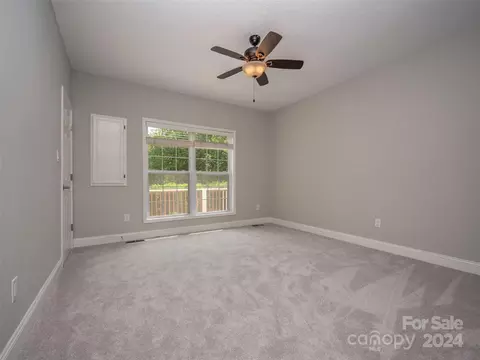 Bedroom - 68 Cedarview Ln, Saluda, NC 28773 photo 7 of 8