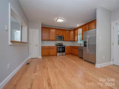Kitchen - 68 Cedarview Ln, Saluda, NC 28773 photo 1 of 3