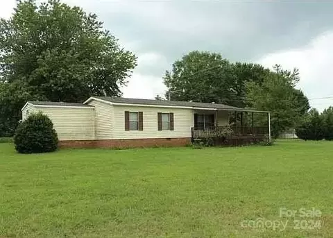 707 Delview Rd, Cherryville, NC 28021