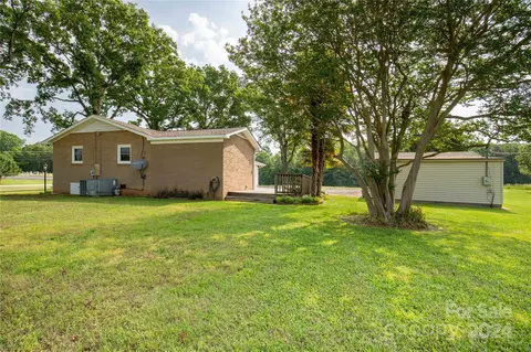 1394 Douglas Rd, Lancaster, SC 29720 photo 26