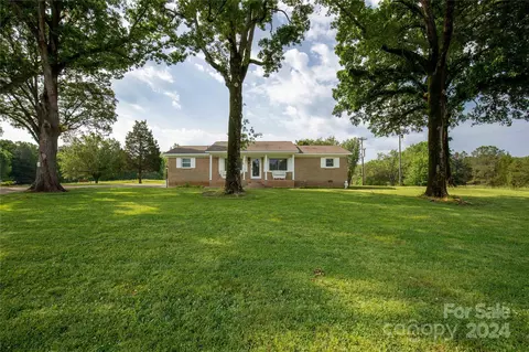 1394 Douglas Rd, Lancaster, SC 29720 photo 23