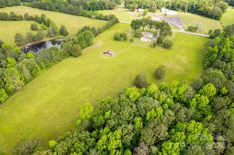 1394 Douglas Rd, Lancaster, SC 29720 photo 33