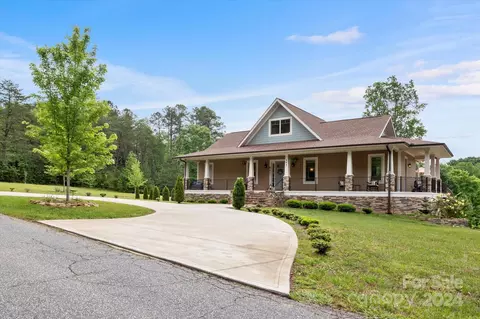 464 Hooper Creek Rd, Tryon, NC 28782