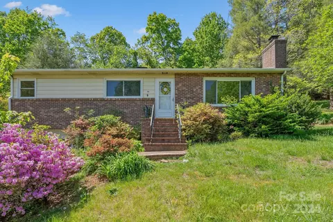 101 Azalea Ave, Swannanoa, NC 28778